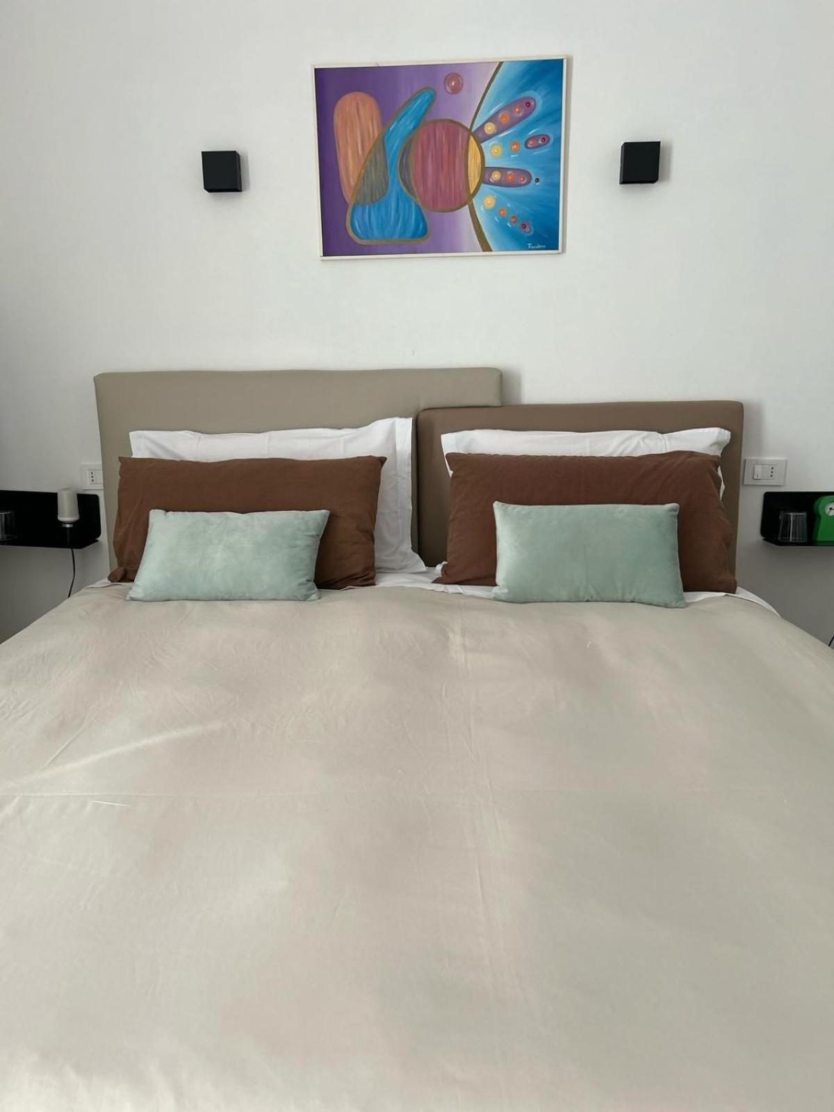 Zeta Rooms 카세르타 외부 사진